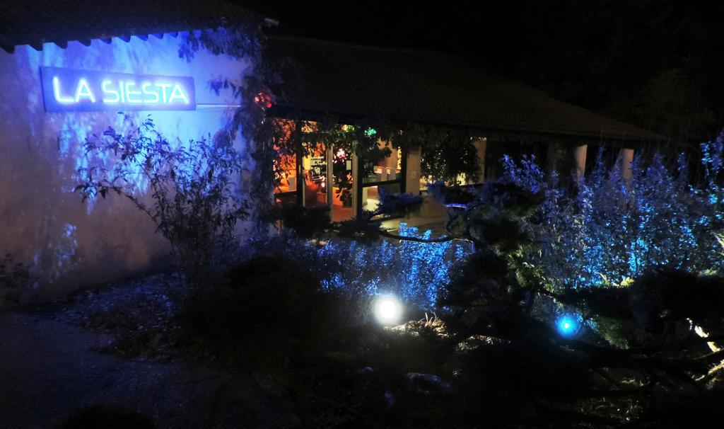 The Originals City, Hotel La Siesta, Annonay Est Davezieux Bagian luar foto
