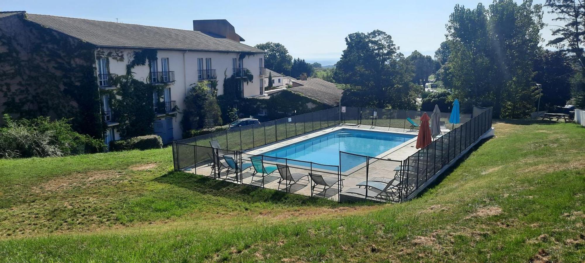 The Originals City, Hotel La Siesta, Annonay Est Davezieux Bagian luar foto