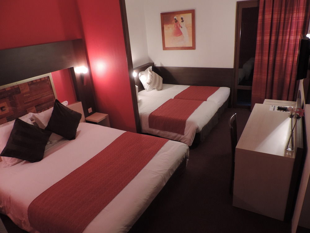 The Originals City, Hotel La Siesta, Annonay Est Davezieux Bagian luar foto