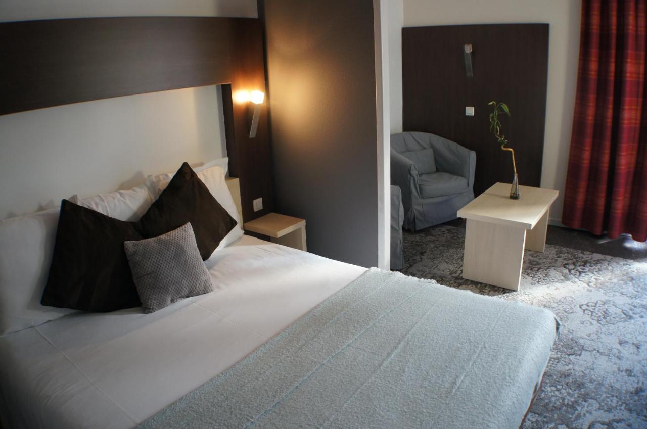 The Originals City, Hotel La Siesta, Annonay Est Davezieux Bagian luar foto