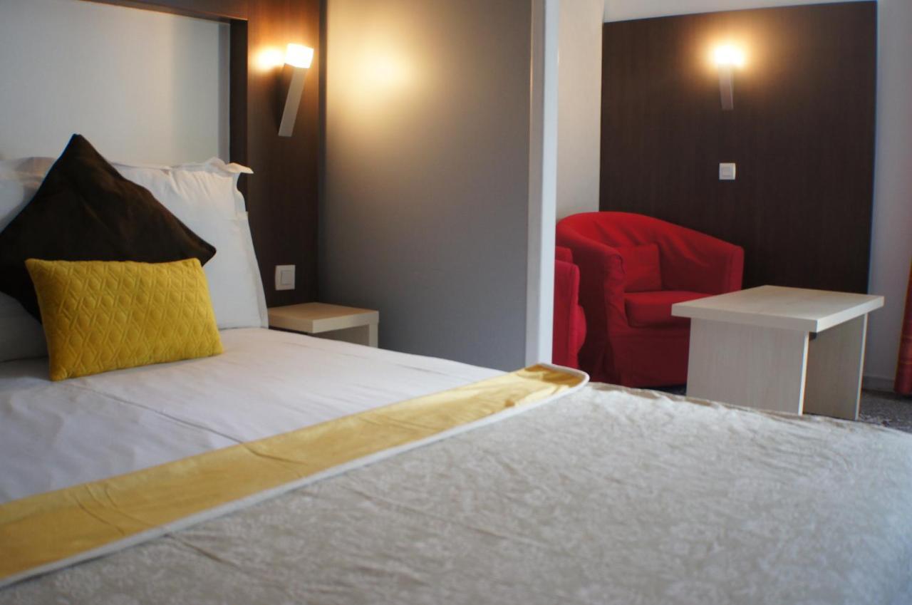 The Originals City, Hotel La Siesta, Annonay Est Davezieux Bagian luar foto