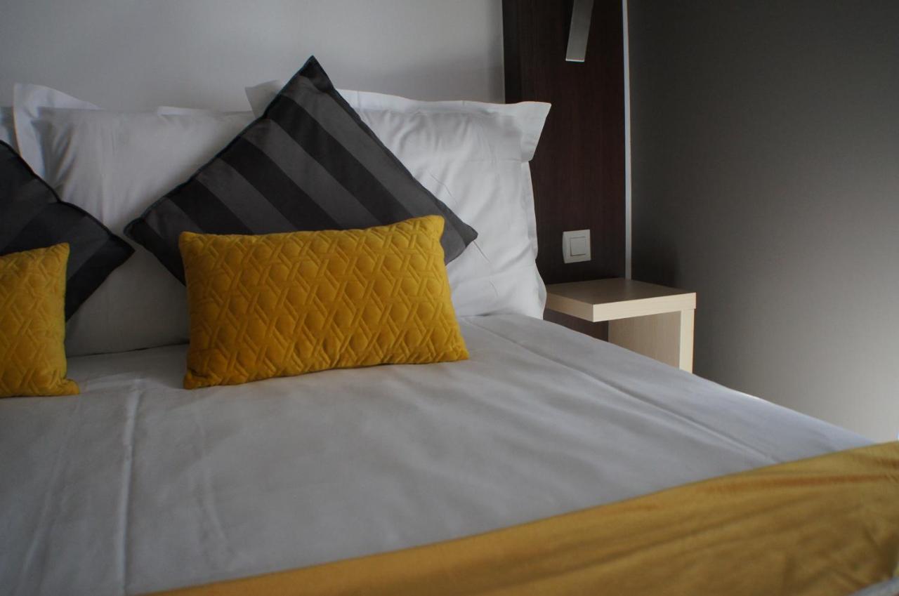 The Originals City, Hotel La Siesta, Annonay Est Davezieux Bagian luar foto